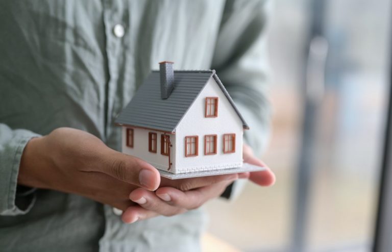 Navigating the Mortgage Market: Expert Tips and Advice Navigating the Mortgage Market: Expert Tips and Advice